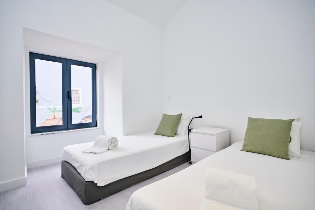 Altido Fabulous 3-Br Apartment In Western Lisbon Lisboa Exterior foto